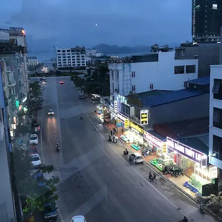 Ha Long Waves