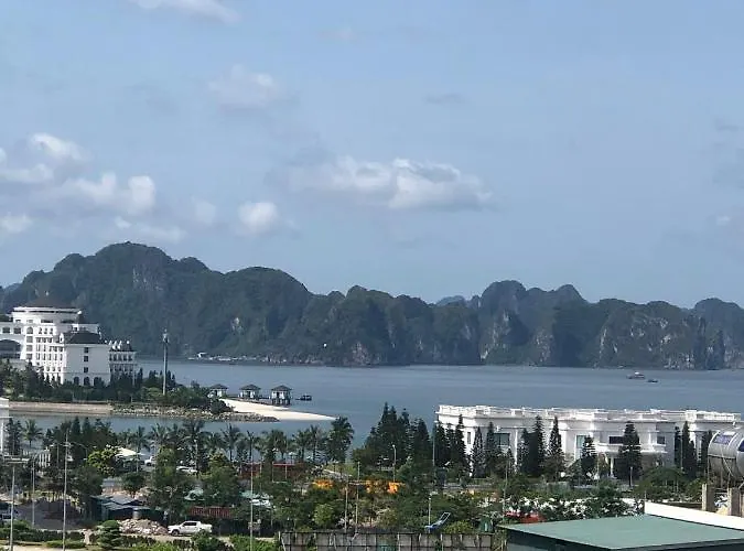 Waves Ha Long